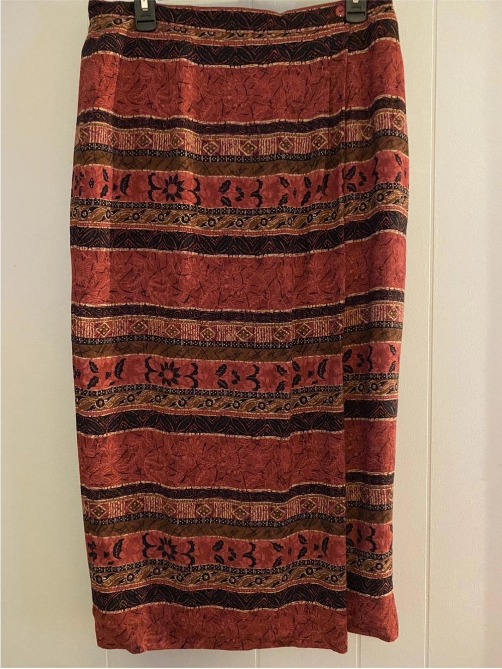Jones Wear Rust Patterned Midi Skirt with Black & Gold Accents